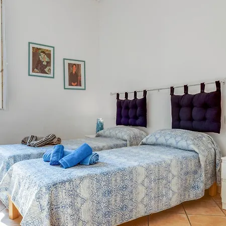 Guesthost - Migliarina Con Terrazzo *
