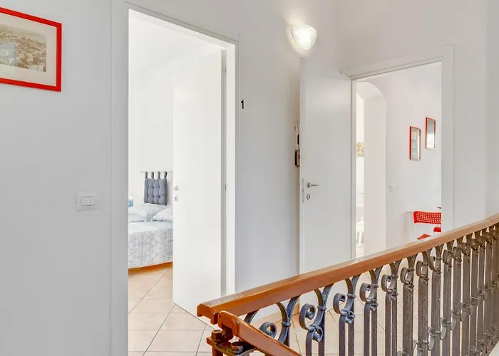 Migliarina Con Terrazzo Lägenhet *